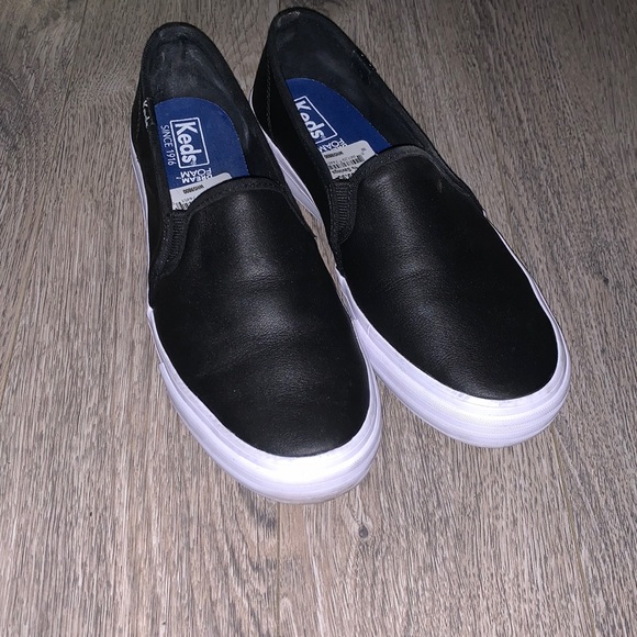 Keds Slip on Shoes EUC - Picture 2 of 10